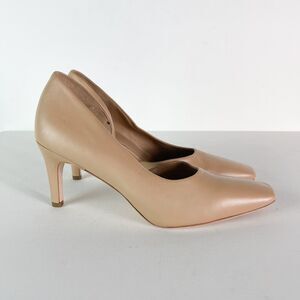 Vince NWOB Women's Tiana Square Toe Leather Pumps Tan Size 9